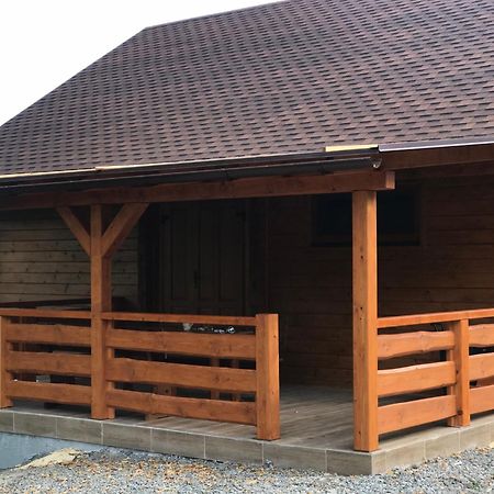 Gasthaus Rancho 555 Uschhorod Exterior foto